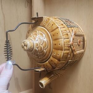 Vintage 1960s/1970s Tea Pot Ceramic Handpainted Brown Brick Kettle  With Lid